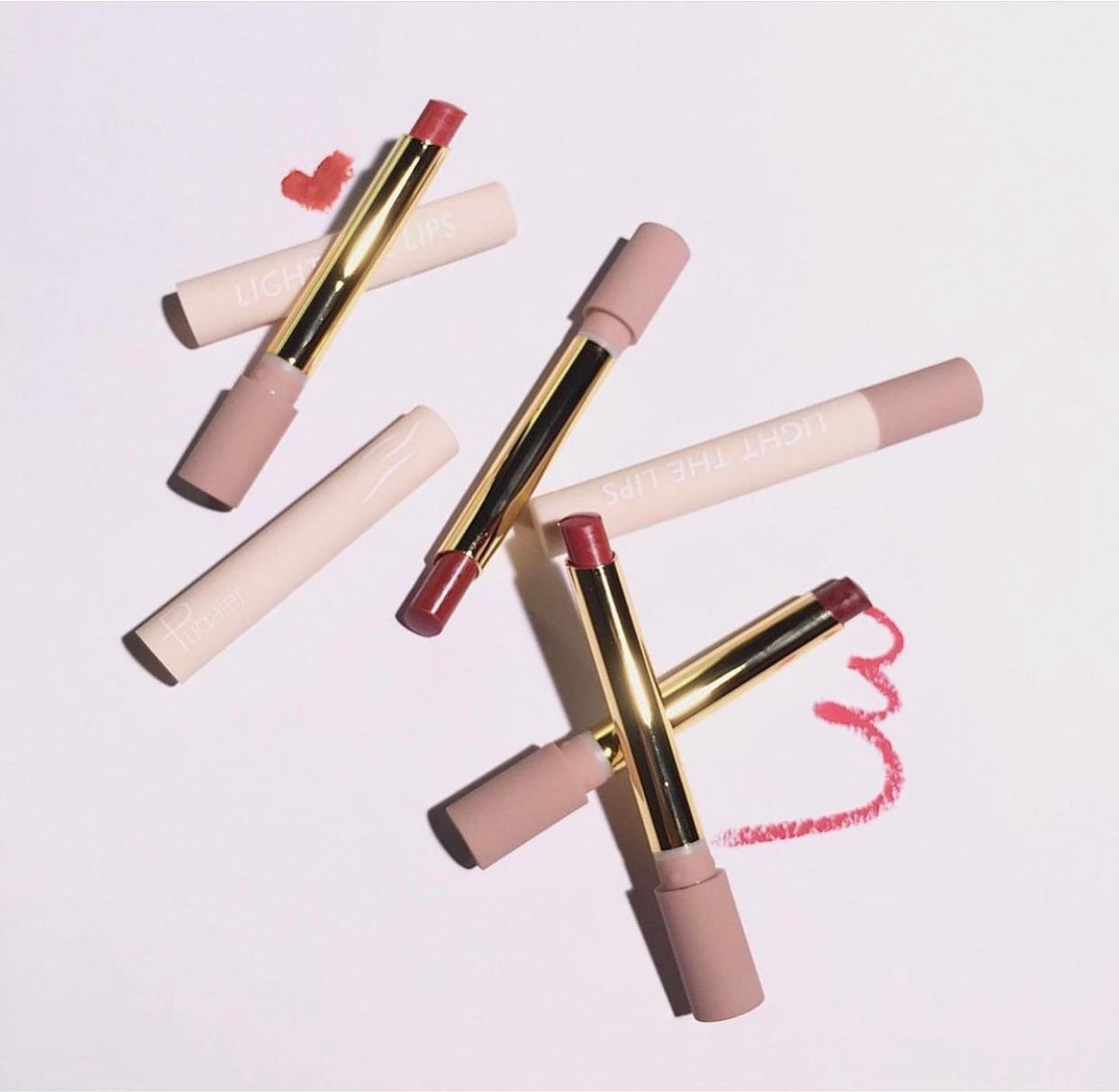 CIGARETTE LIPSTICK SET