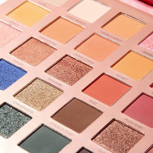 ENDLESS POSSIBILITIES EYESHADOW PALLETE