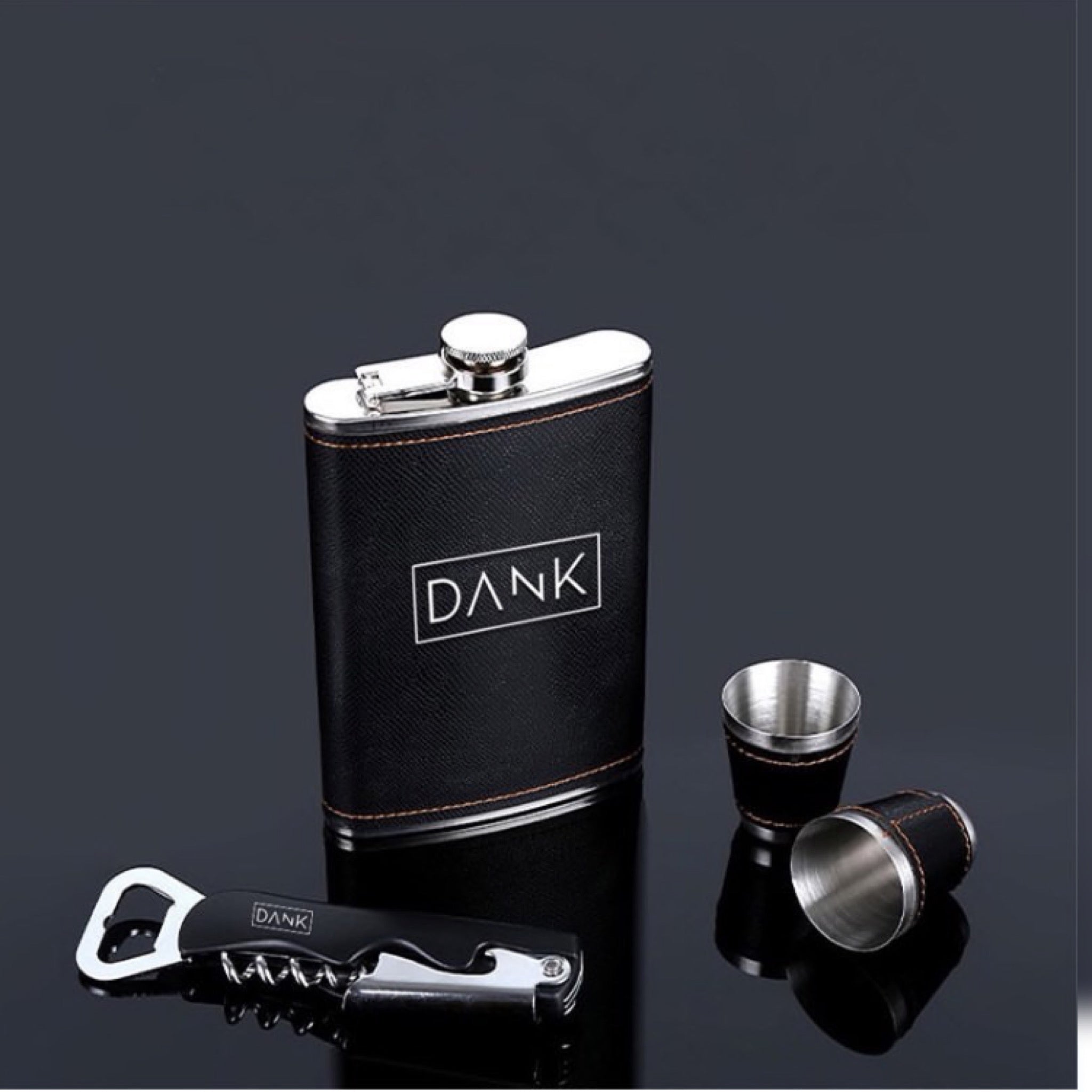 EXECUTIVE HIP FLASK SET